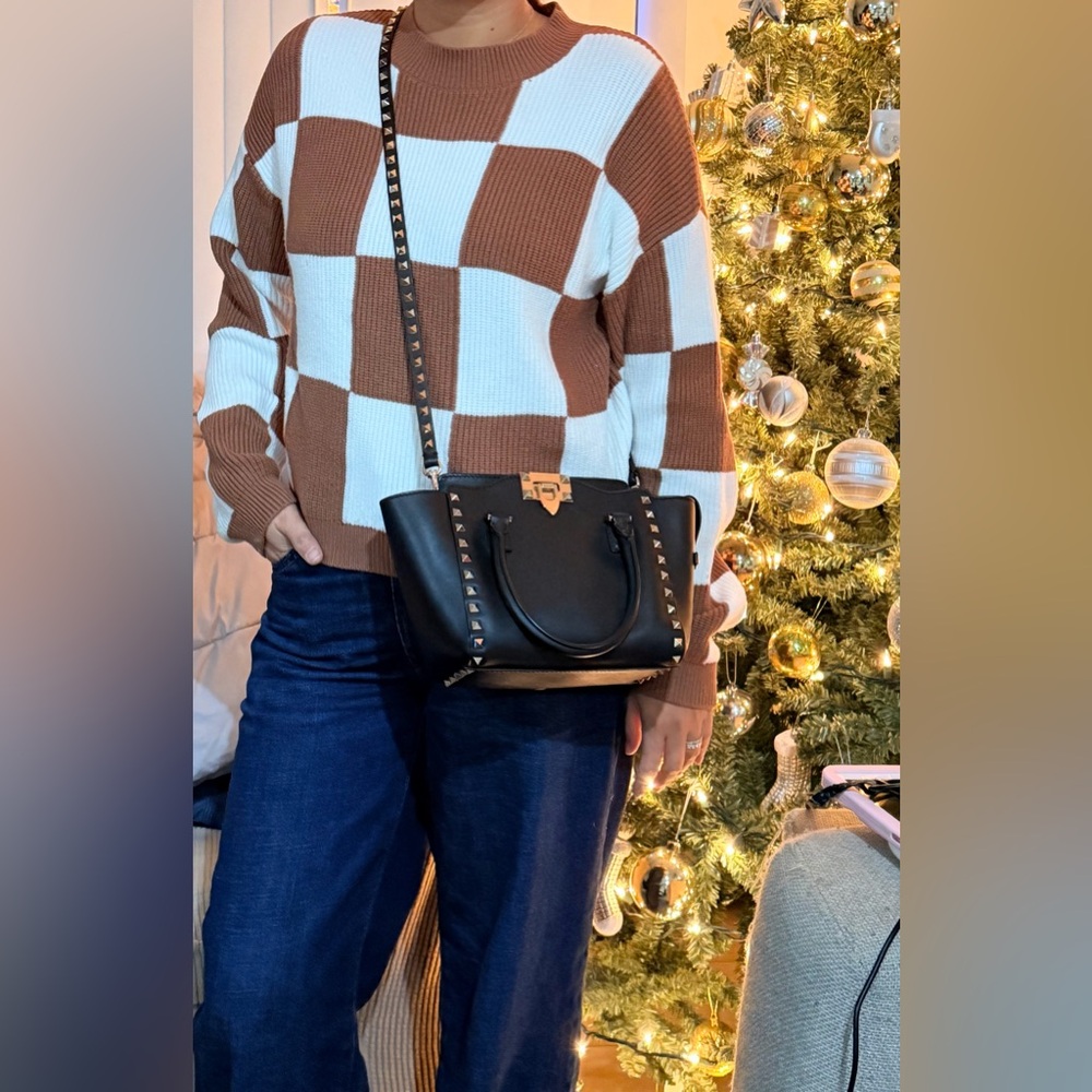 COPY - Valentino Garavani stud bag - Picture 16 of 16